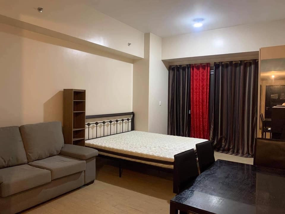 Studio Type with Balcony and Parking Slot in Eighty One, Andrews Avenue, Pasay