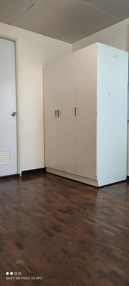 Gallery 5