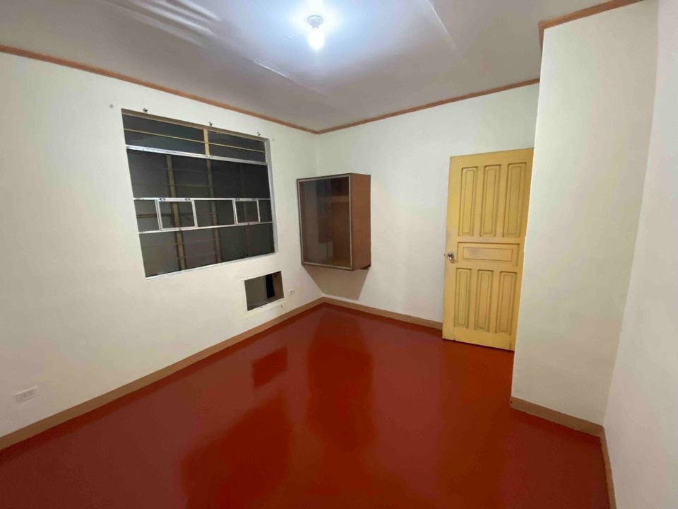 Gallery 5