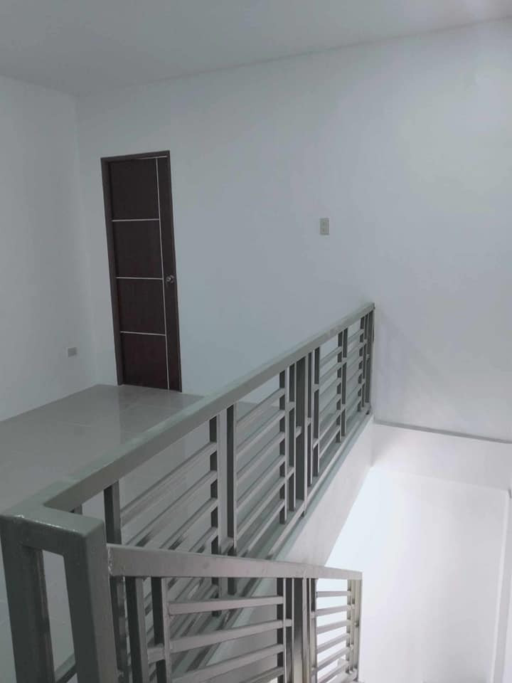 Gallery 5