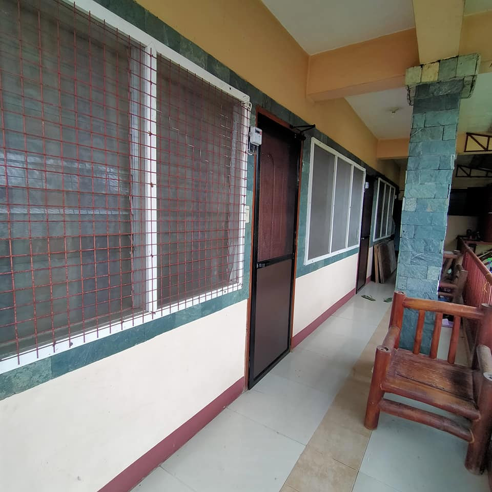Pad with cr and sink Patag CDO