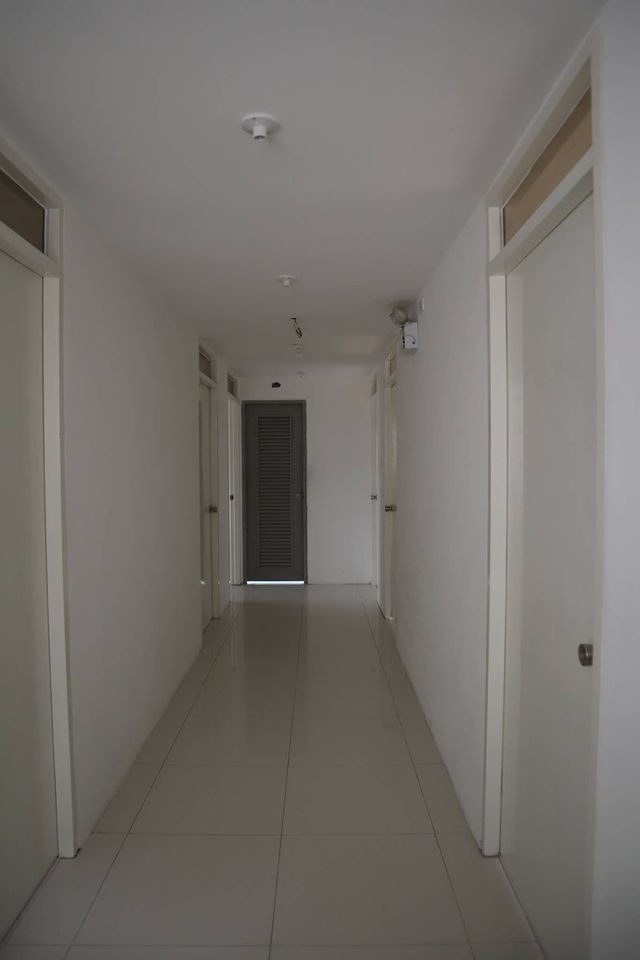 Gallery 5