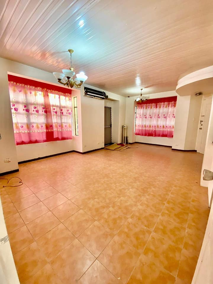 Gallery 4
