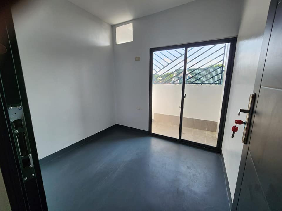Gallery 4