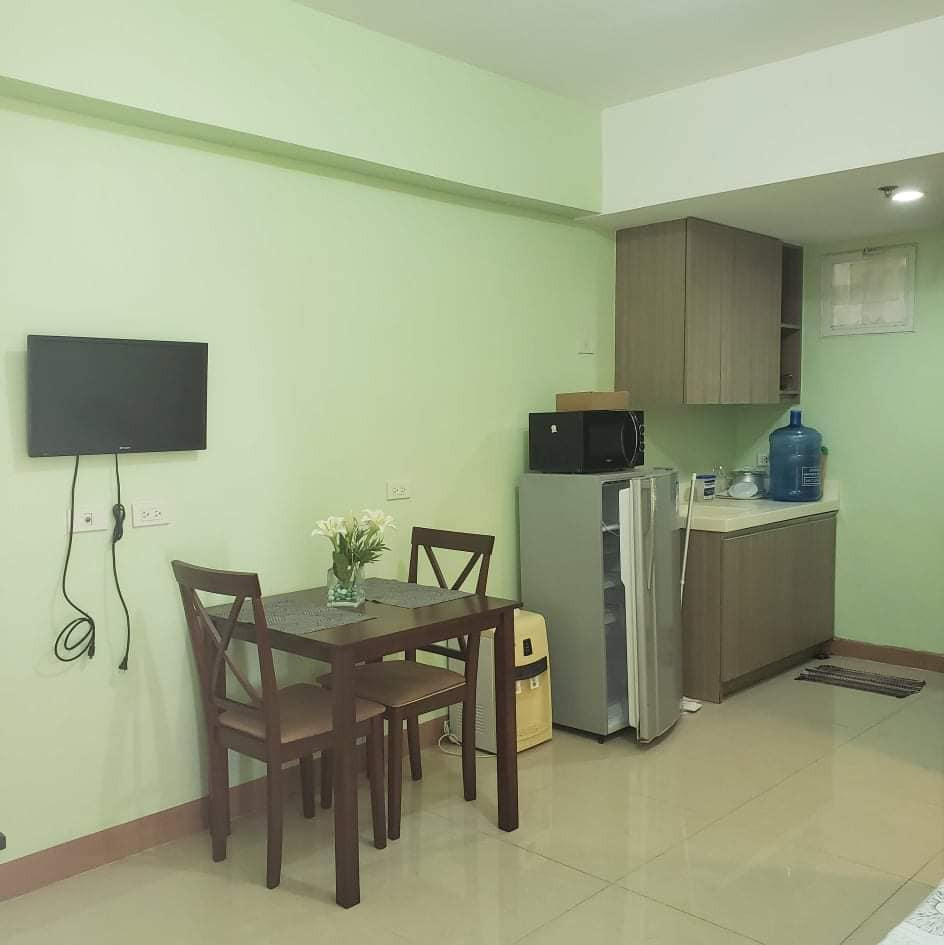Pet-friendly studio with internet