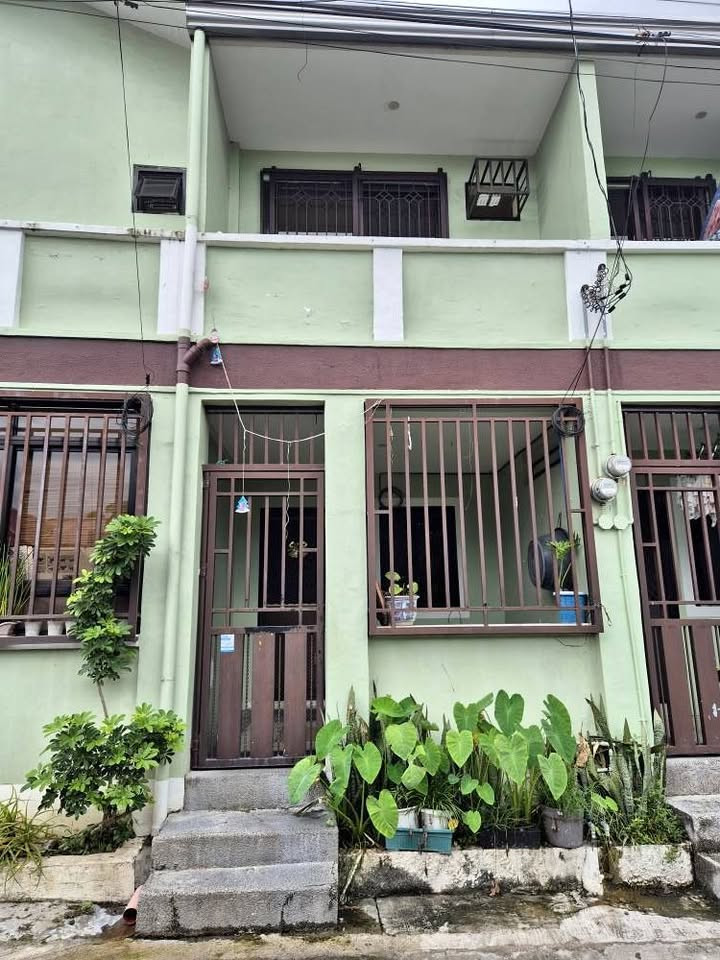 2 Bedroom, 2 toilet and bath Apartment