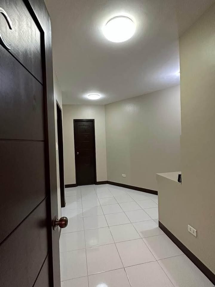 Gallery 2