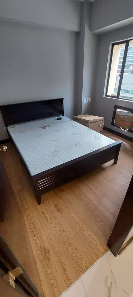 Gallery 5