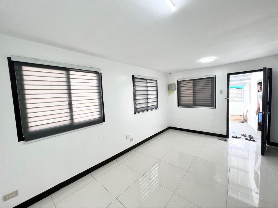 Gallery 4