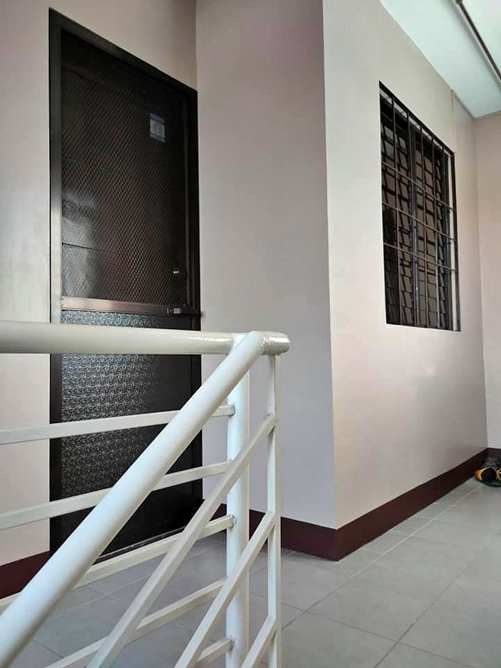 Gallery 2