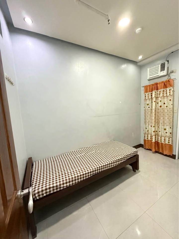 Gallery 3