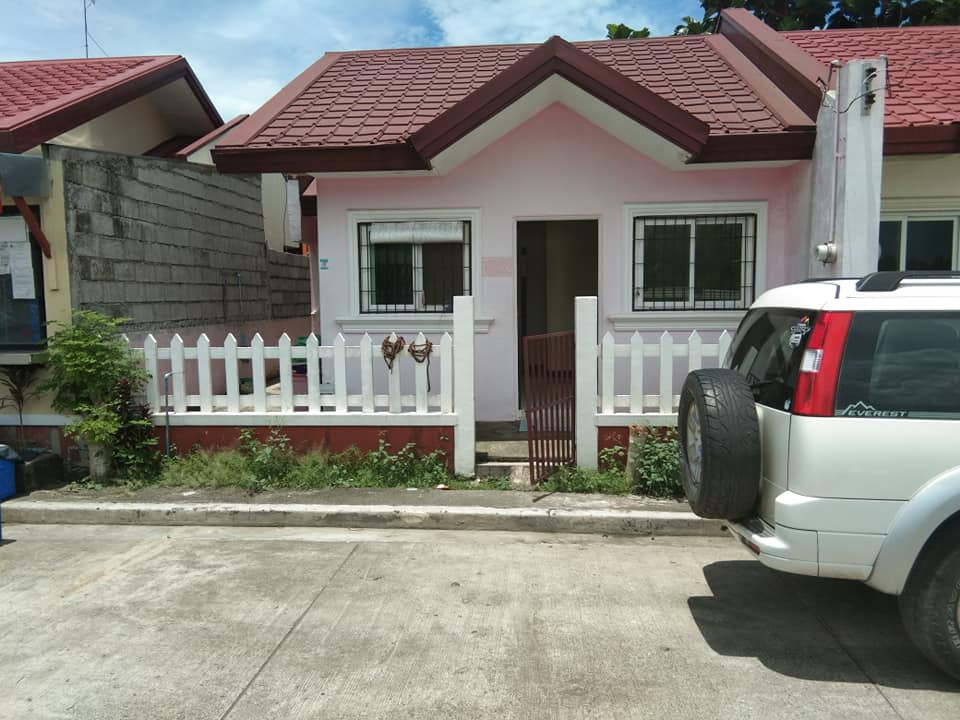 House At Valley Homes