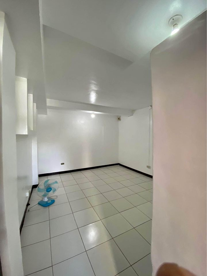 Gallery 4