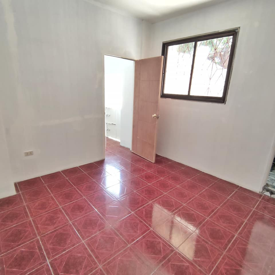 Affordable, secure, and private apartment for 2