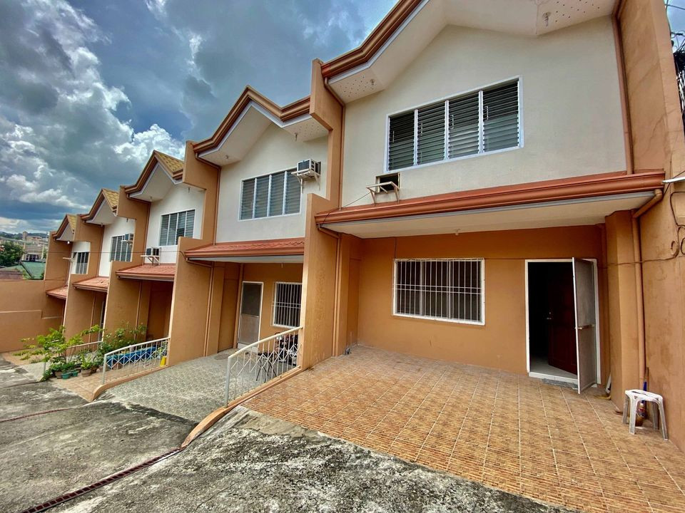 3 Beds 2 Baths House