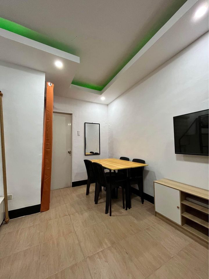 Gallery 4