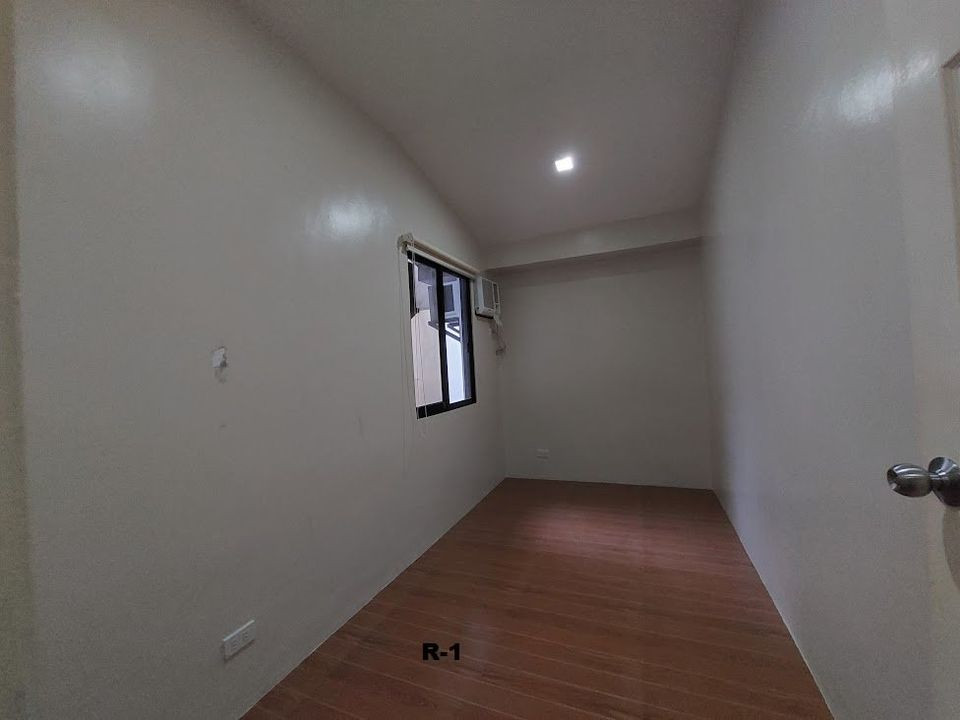 Gallery 4