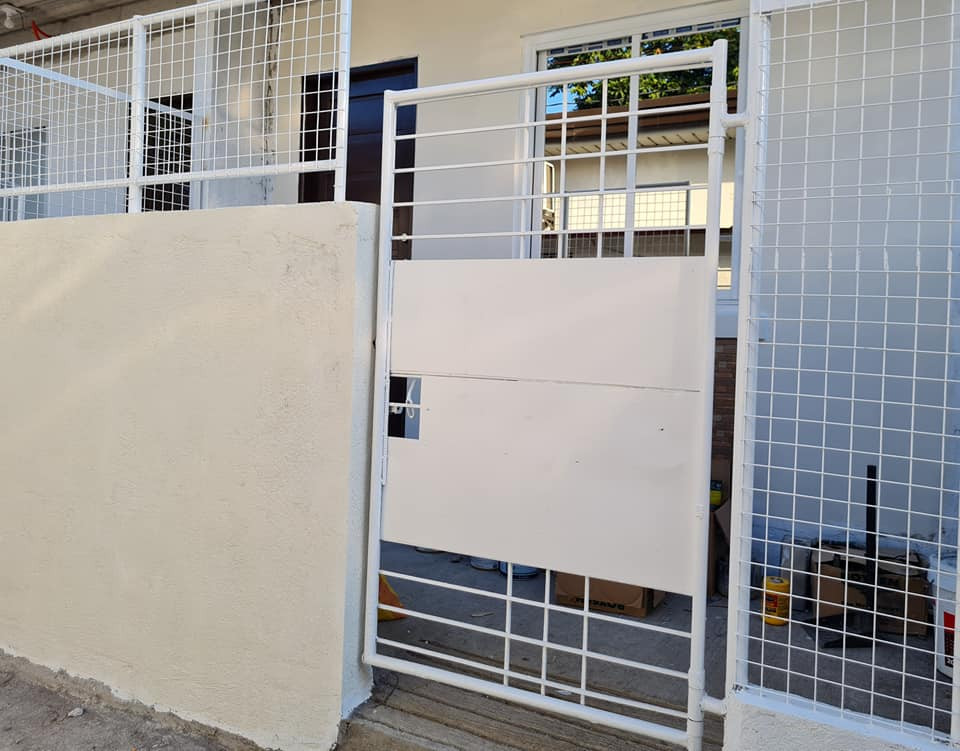 1 Unit Available