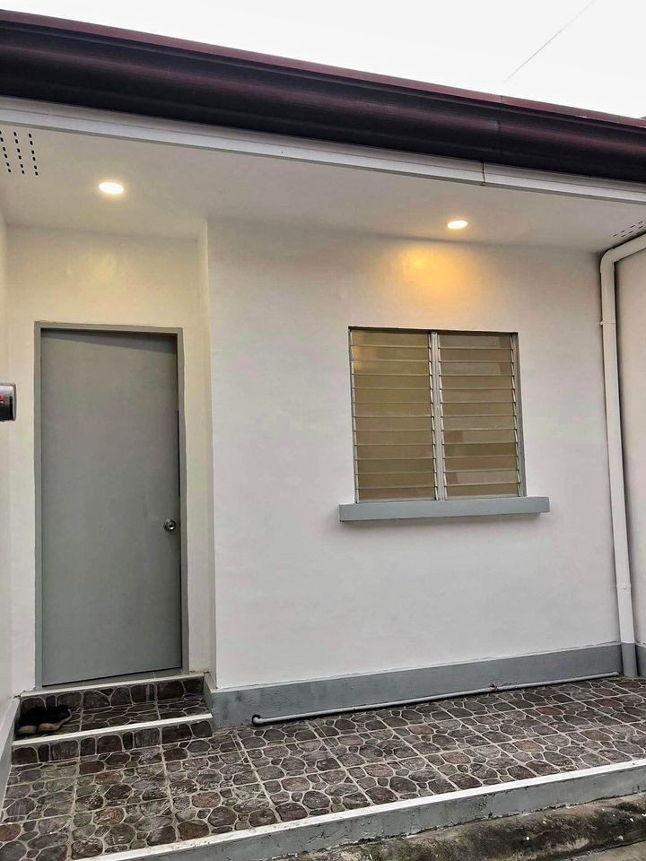 Cheap & New 2 Bedroom House | Talisay | For Rent