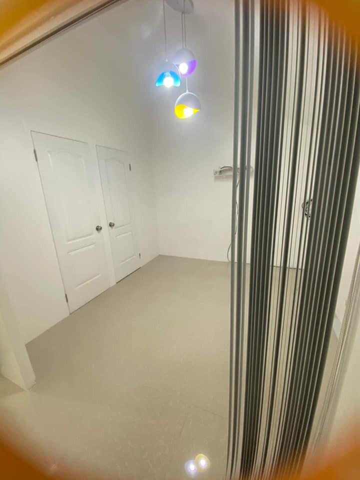 Gallery 5