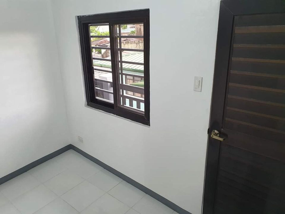 Gallery 5
