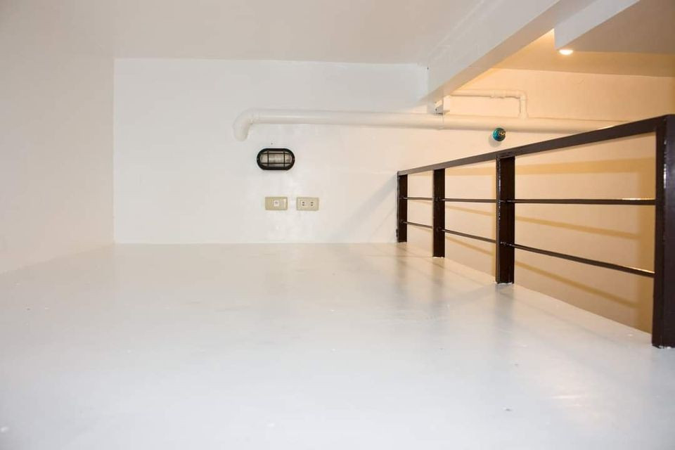 Gallery 5