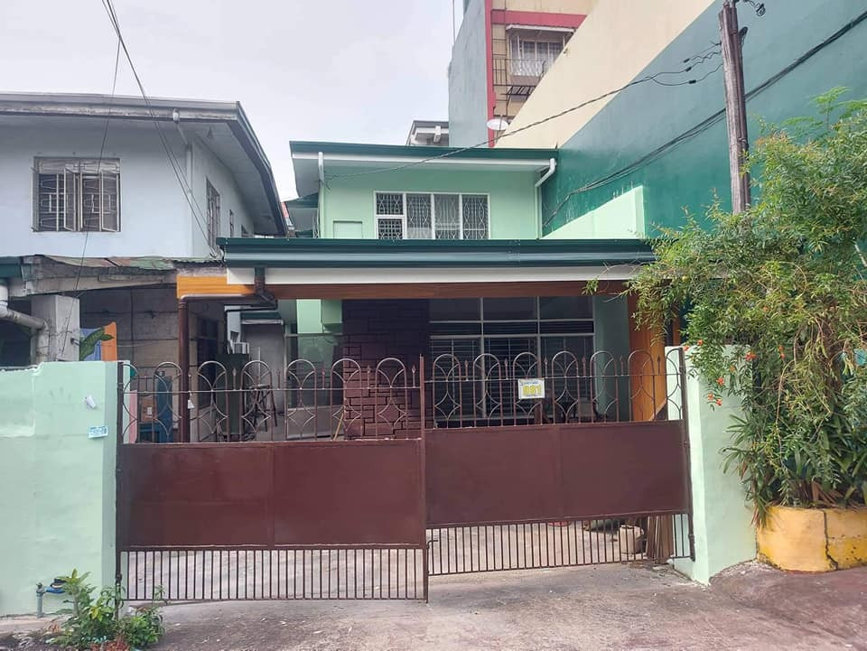 House for rent with parking