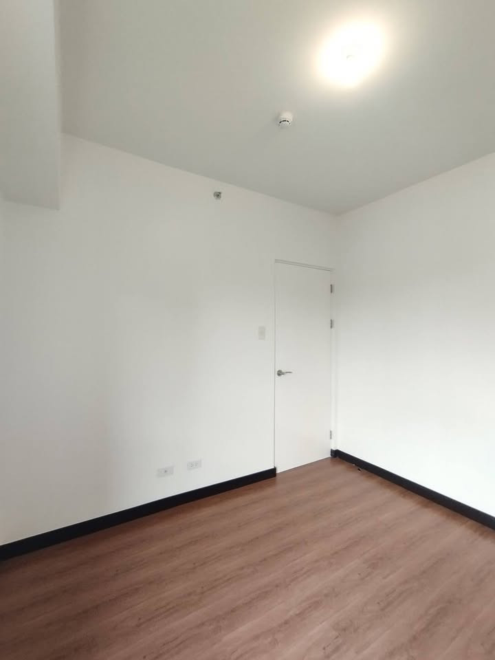 Gallery 5