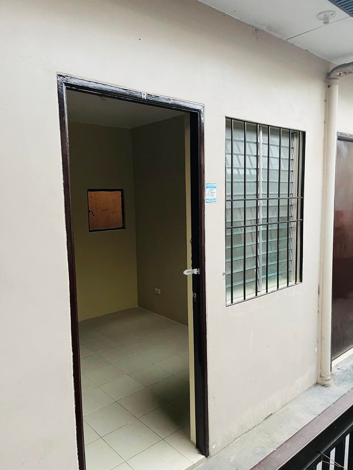 APARTMENT 4 RENT