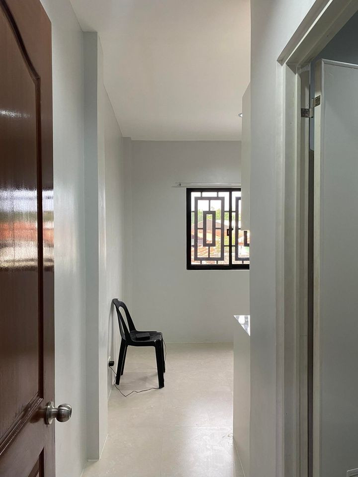 1 Bed 1 Bath Room only