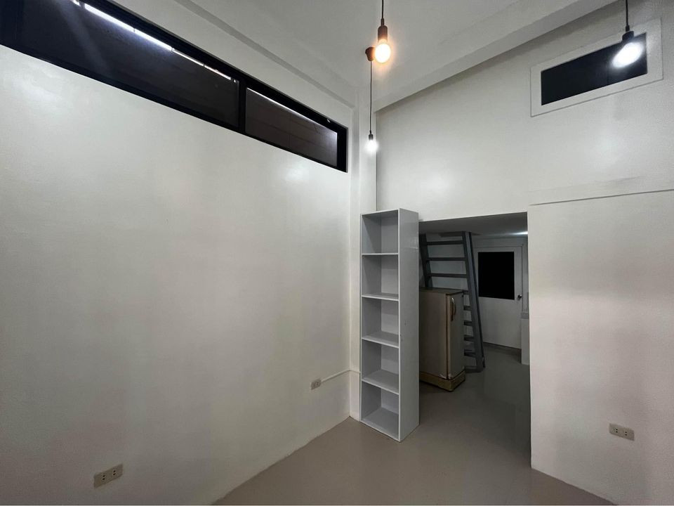 Gallery 5