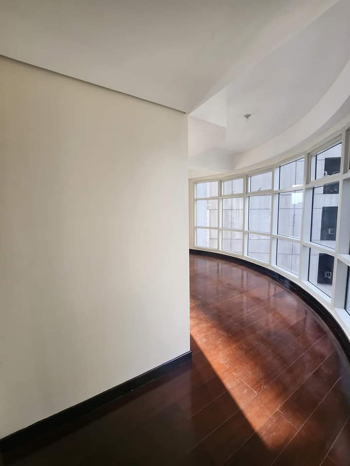 Gallery 2