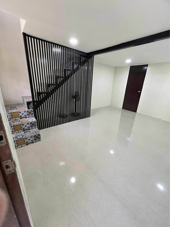 Gallery 2