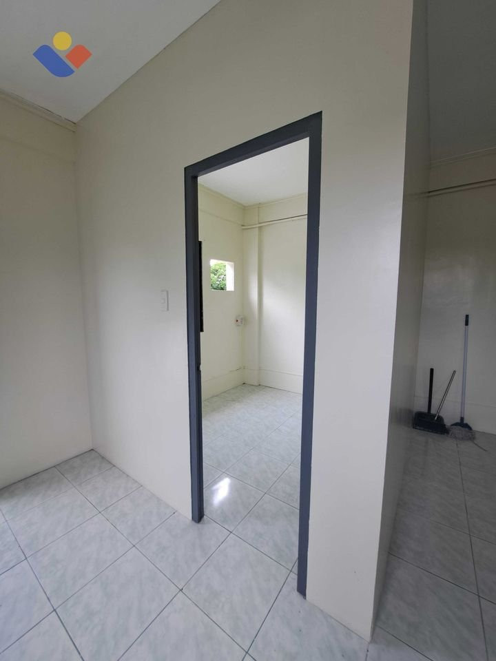 Gallery 5