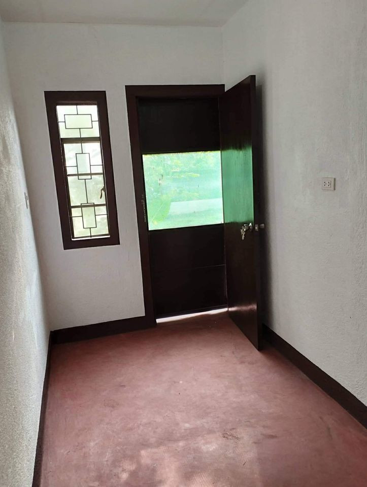Gallery 2