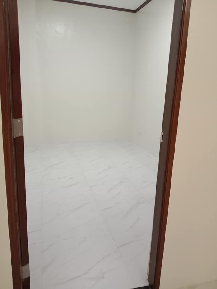 Gallery 5