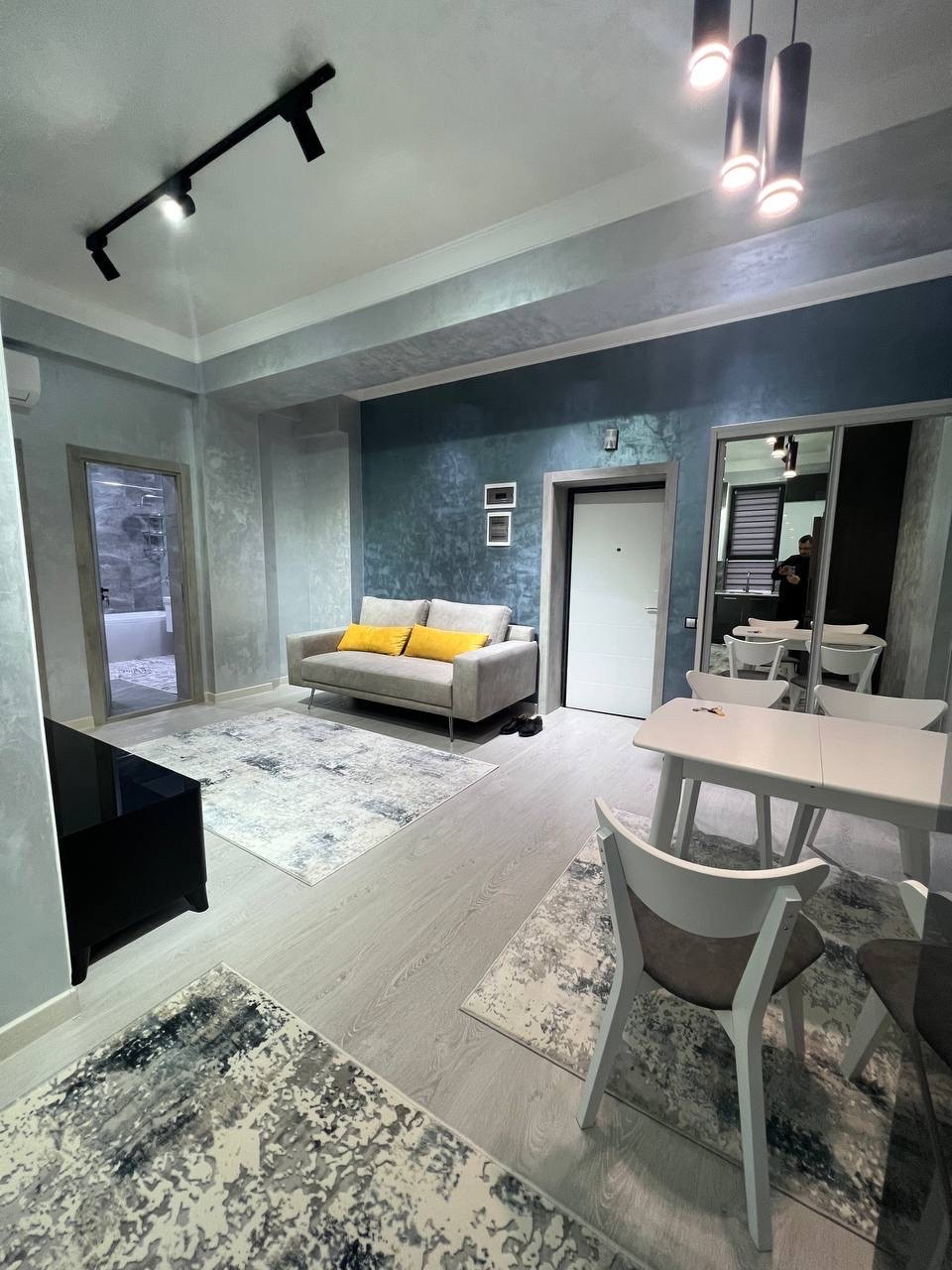 Gallery 3