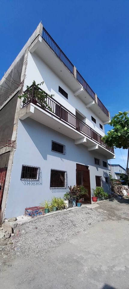 1 Bed 1 Bath Apartment