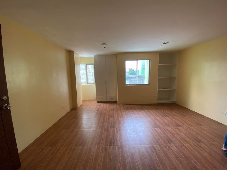 Gallery 2
