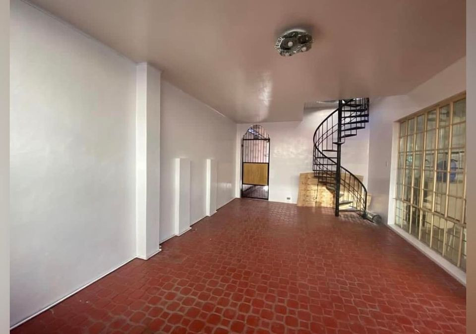 Gallery 4