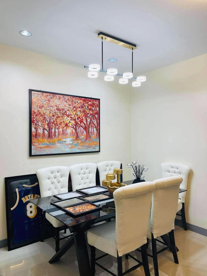 Gallery 4