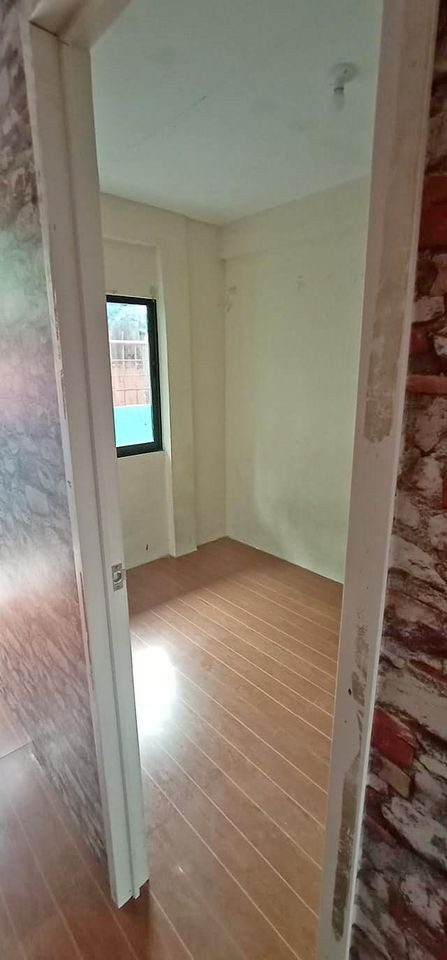 Gallery 5