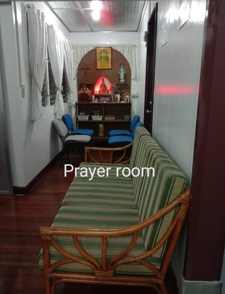1 Bed 2 Baths House