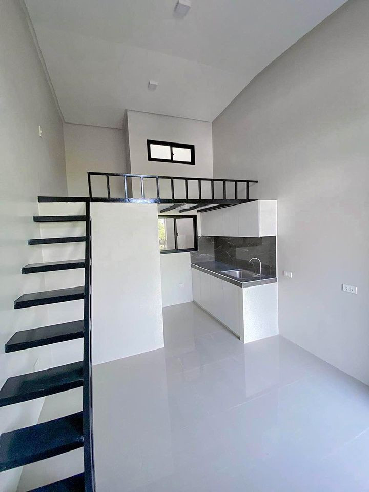 APARTMENT FOR RENT WITH GATED PARKING (BINANGONAN, RIZAL)
