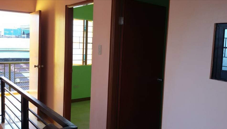 Gallery 2
