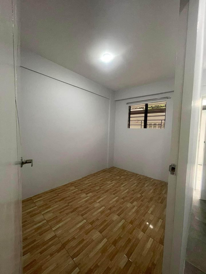 Gallery 5