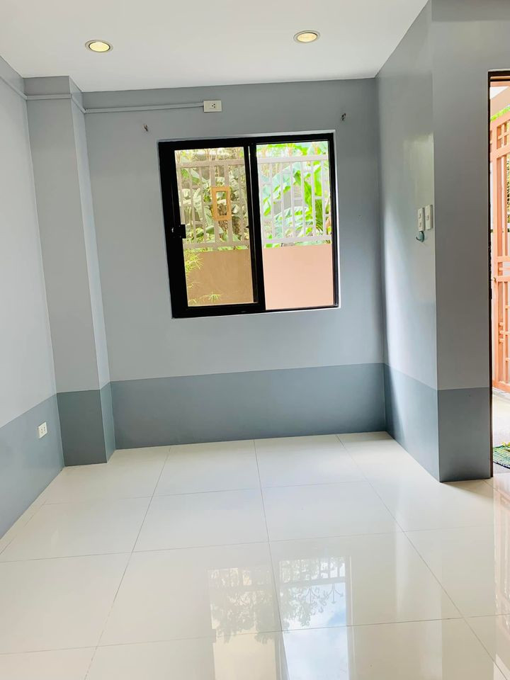 Gallery 5