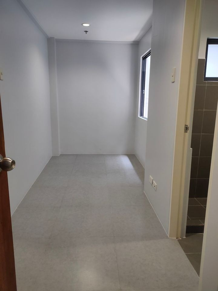 1 Bed 1 Bath Apartment/condo