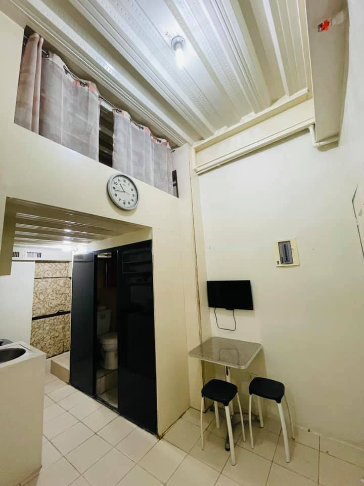 Gallery 5