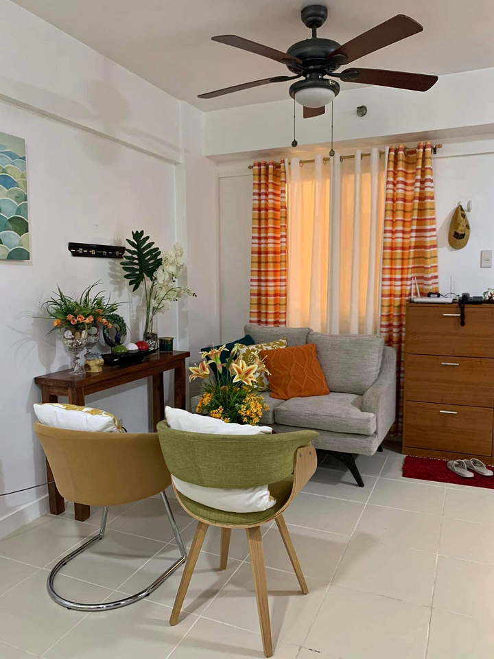 FOR RENT: 2 BR Unit